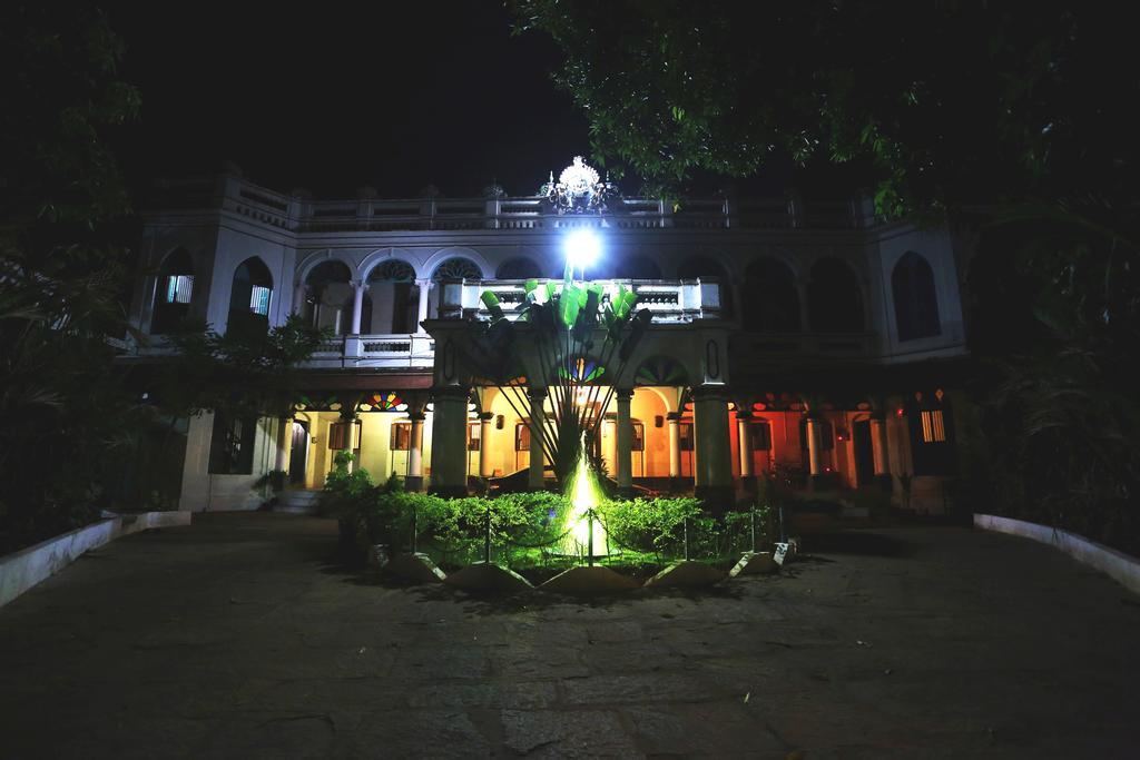 Chettinadu Mansion - An Authentic Heritage Palace Kanadukattan Exterior foto